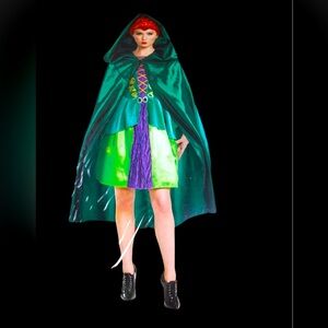 Hocus Pocus Wini Green Hooded Cape for Halloween Costume Cosplay NWT Womens OSFM